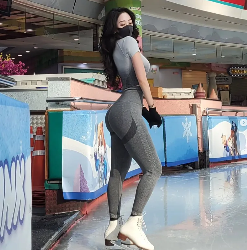7527e779f771fb93c3488c1f12eea05a_1787181643_0089.png